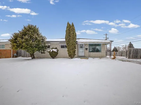 32961 Wexford Dr, Warren, MI 48092