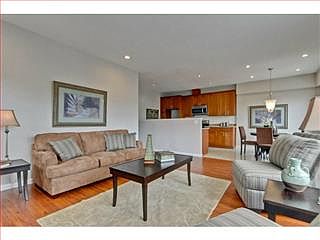 5th image of 96 Parkview Ave