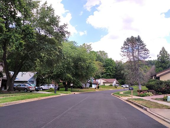 4th image of 7910 Mulberry Bottom Ct