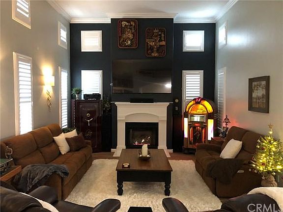 3rd image of 953 Vista Cerro Dr