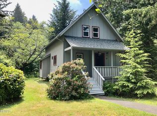 240 Combs Cir, Yachats, OR 97498