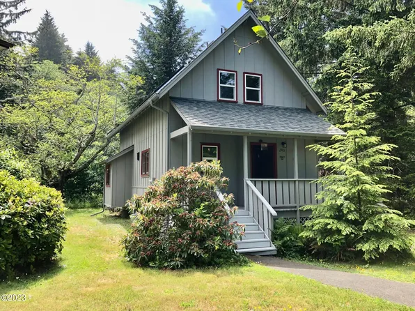 240 Combs Cir, Yachats, OR 97498