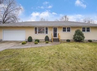 407 Scott St, Crown Point, IN 46307