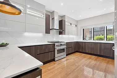 199 Luquer Street, #1