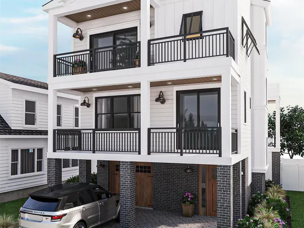 7 N Granville Ave, Margate, NJ 08402