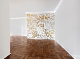 300 E 40th St, Brooklyn, NY 11203