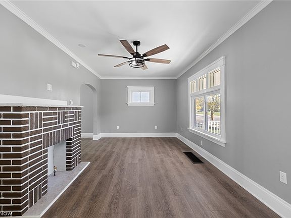 4th image of 3636 E 110th St