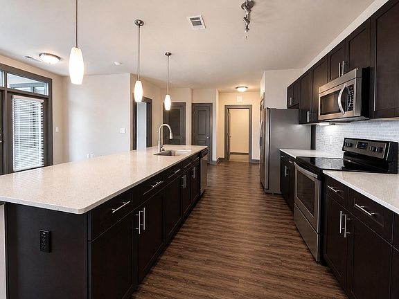 5th image of 2033 S Gessner Rd #2105