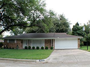 3717 Glenmont Dr, Fort Worth, TX 76133