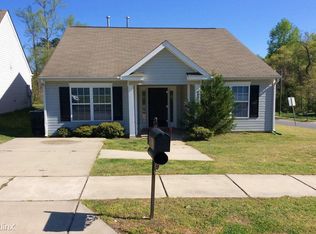 6002 Mary Blair Ln, Charlotte, NC 28214