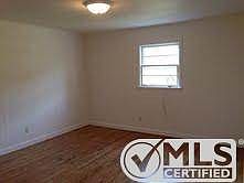 2nd image of 118 Daniels Dr APT A