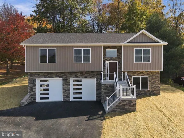 10868 Durham Cir, Waynesboro, PA 17268