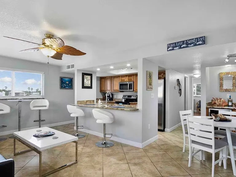 10265 Gulf Blvd #309 — Photo 2