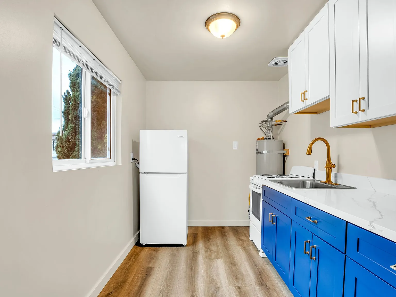 Studio, 360 sqft, $1,625 — Photo 3