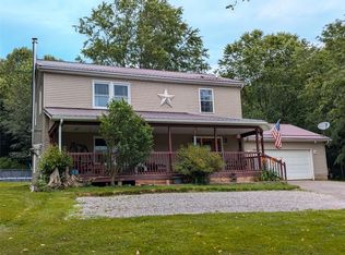 9492 Hill Rd, Conneautville, PA 16406