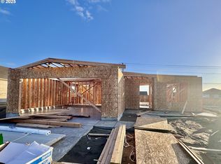 874 NE Laurel Springs Dr, Hermiston, OR 97838