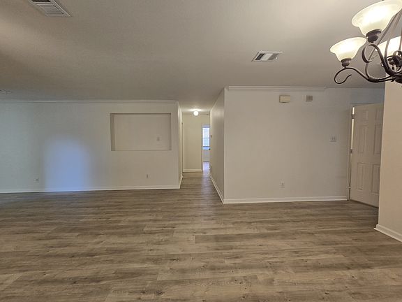 5th image of 13194 Ambrose Dr