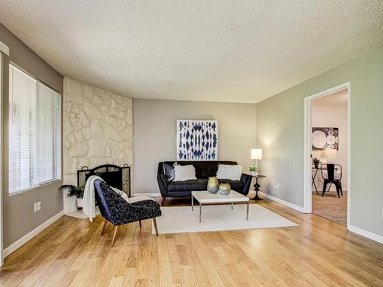 16233 NE 12th Pl #G89 — Photo 2