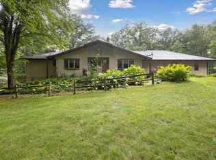 10660 D Dr S, Ceresco, MI 49033