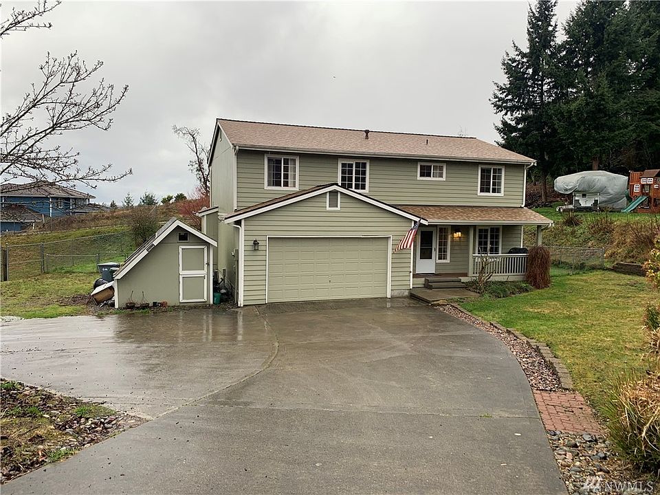 1st image of 8413 181st Ave E