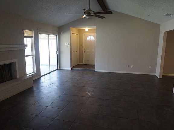 3rd image of 1326 Harbor Village Dr