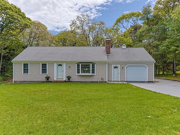 2nd image of 11 Little Marsh Ln