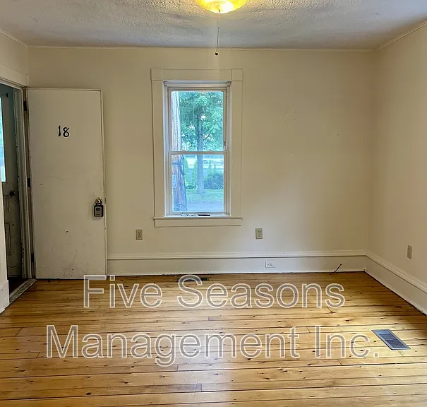 18-20 Hayward St #1 — Photo 6