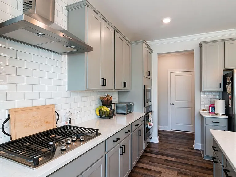 219 Abbot Pl — Photo 9
