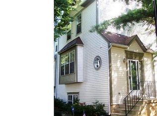 18001 Sunset River Ct, Olney, MD 20832
