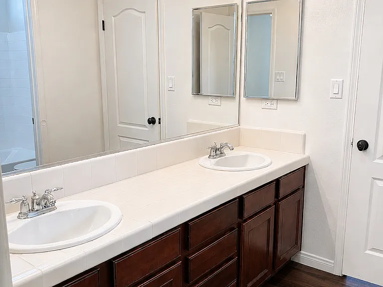 7224 Whitewater Falls Dr — Photo 18