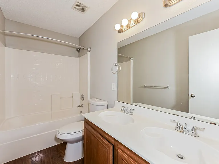 2036 Navada Way — Photo 15