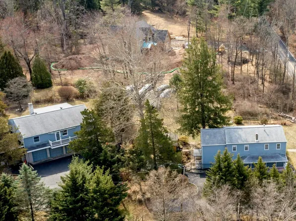 242 S Sugan Rd #244-S, New Hope, PA 18938