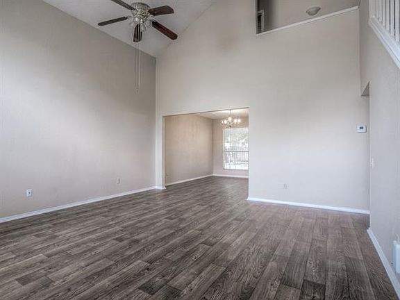2nd image of 8209 Cloverglen Ln