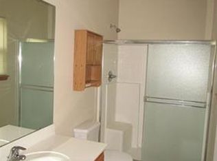 602 SW Bobcat St, Oak Grove, MO 64075