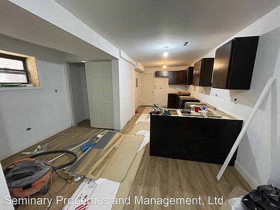 2nd image of 1453 W Carmen Ave #G