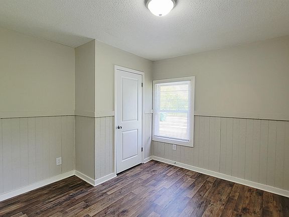 5th image of 1306 Ragan Ave
