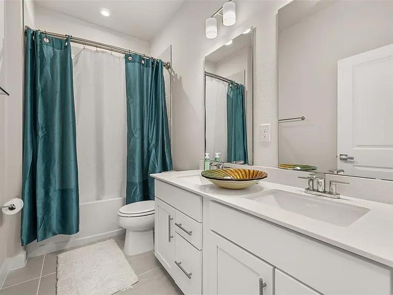 11182 Nellie Crossing Cir — Photo 23