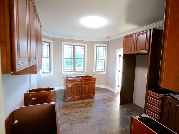 Kitchen/breakfast nook