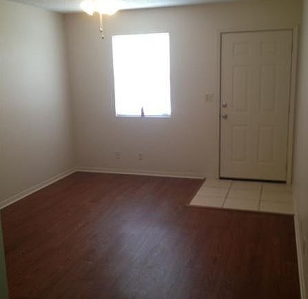 4th image of 220 Brooklyn Dr APT 9