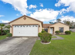 2703 Leafy Way Ln, Deltona, FL 32725
