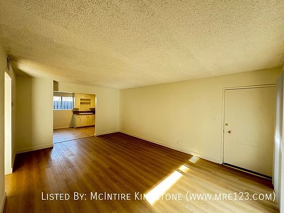 5th image of 66 S Grand Oaks Ave #1