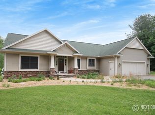 6700 W Garbow Rd, Middleville, MI 49333