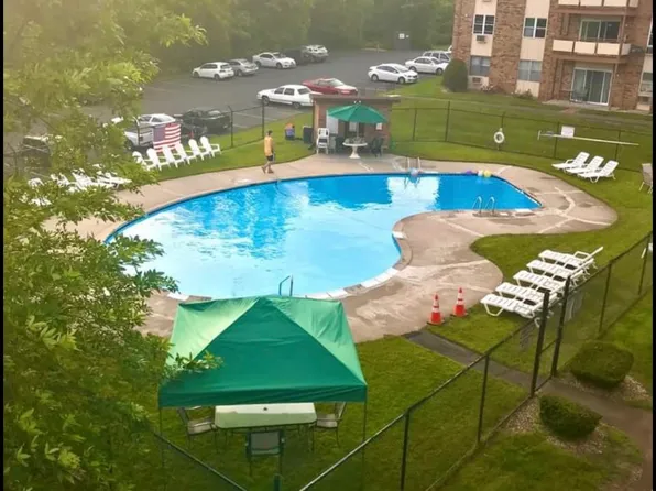 45 Jefferson Rd Unit 5-8, Branford, CT 06405