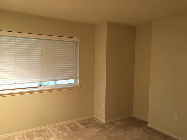 15146 SW Barcelona Way — Photo 4