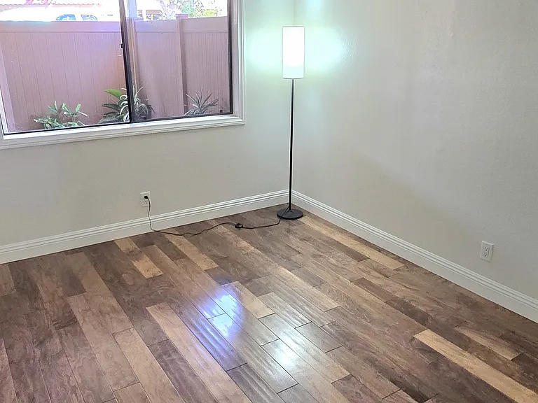 624 Thoreau Ln — Photo 19