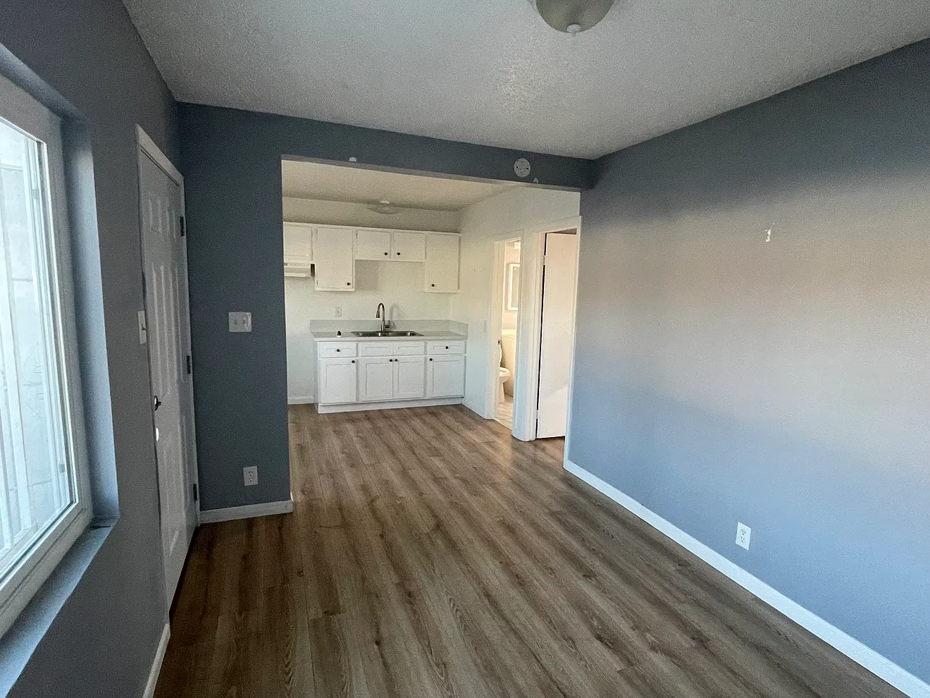 2 bed, 500 sqft, $1,815 — Photo 4