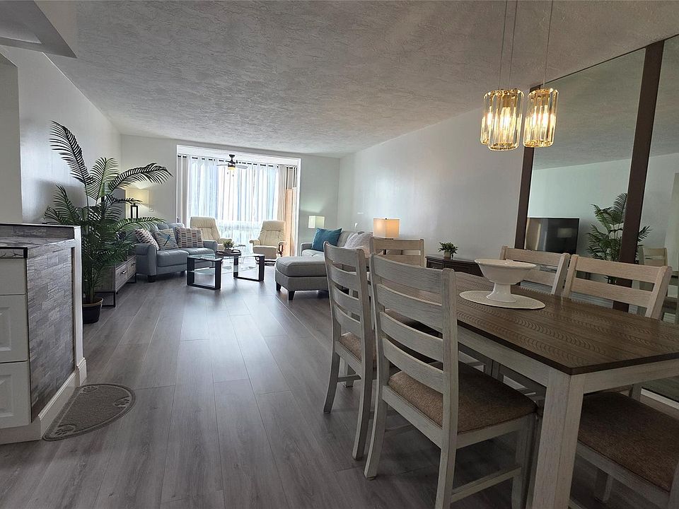 1st image of 2831 Somerset Drive #105