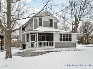 1922 Oak Ave, Muskegon, MI 49445