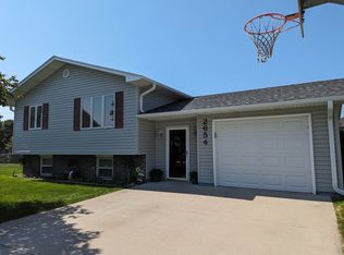 2654 James Pl, Columbus, NE 68601