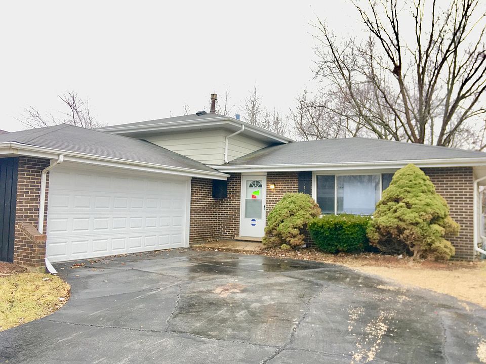 1st image of 22802 East Dr